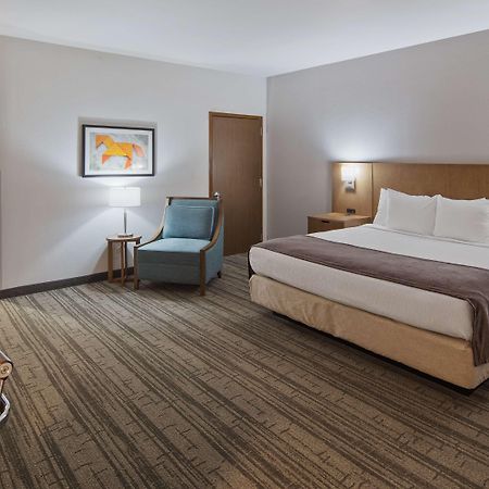Best Western Green Oaks Inn La Vernia Luaran gambar