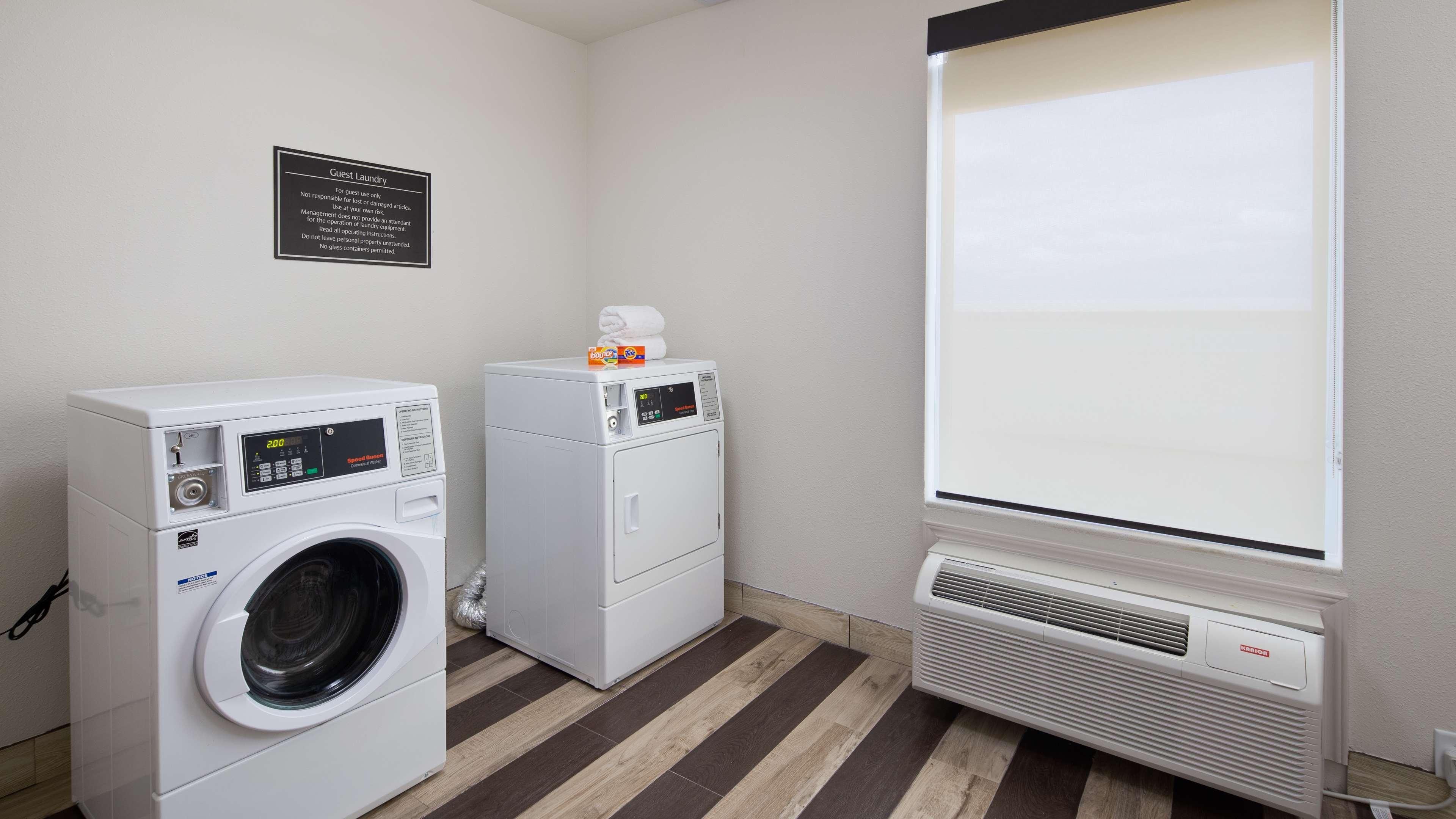 Best Western Green Oaks Inn La Vernia Luaran gambar